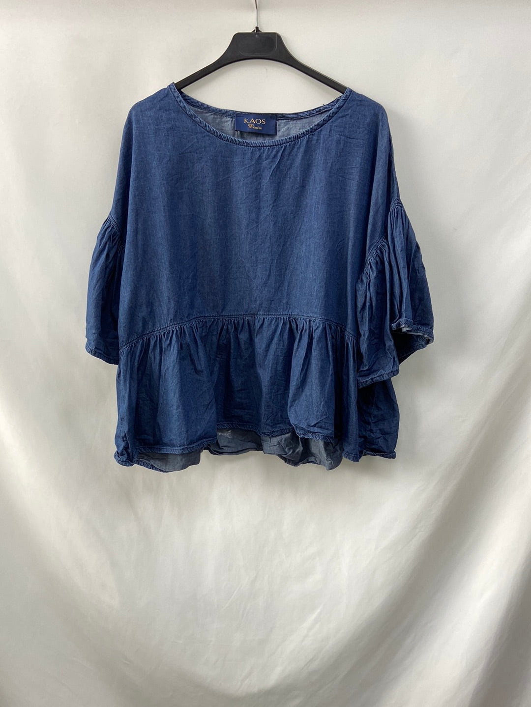 KAOS.Blusa denim fluida volantes T.M/L