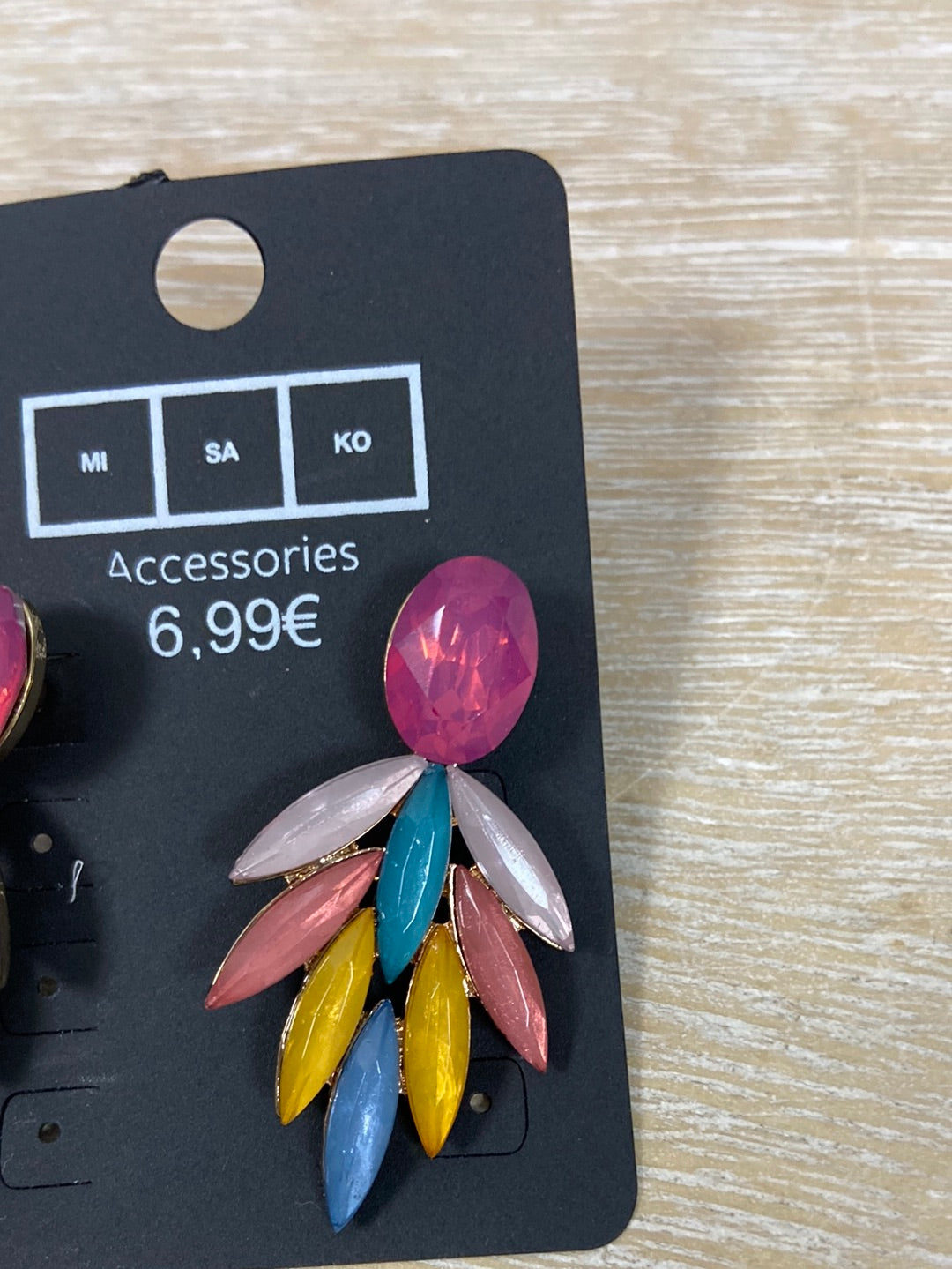 MISAKO.Pendientes piedras