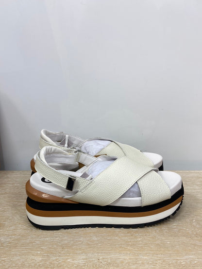 GIOSEPPO.Sandalias blancas plataforma T.37