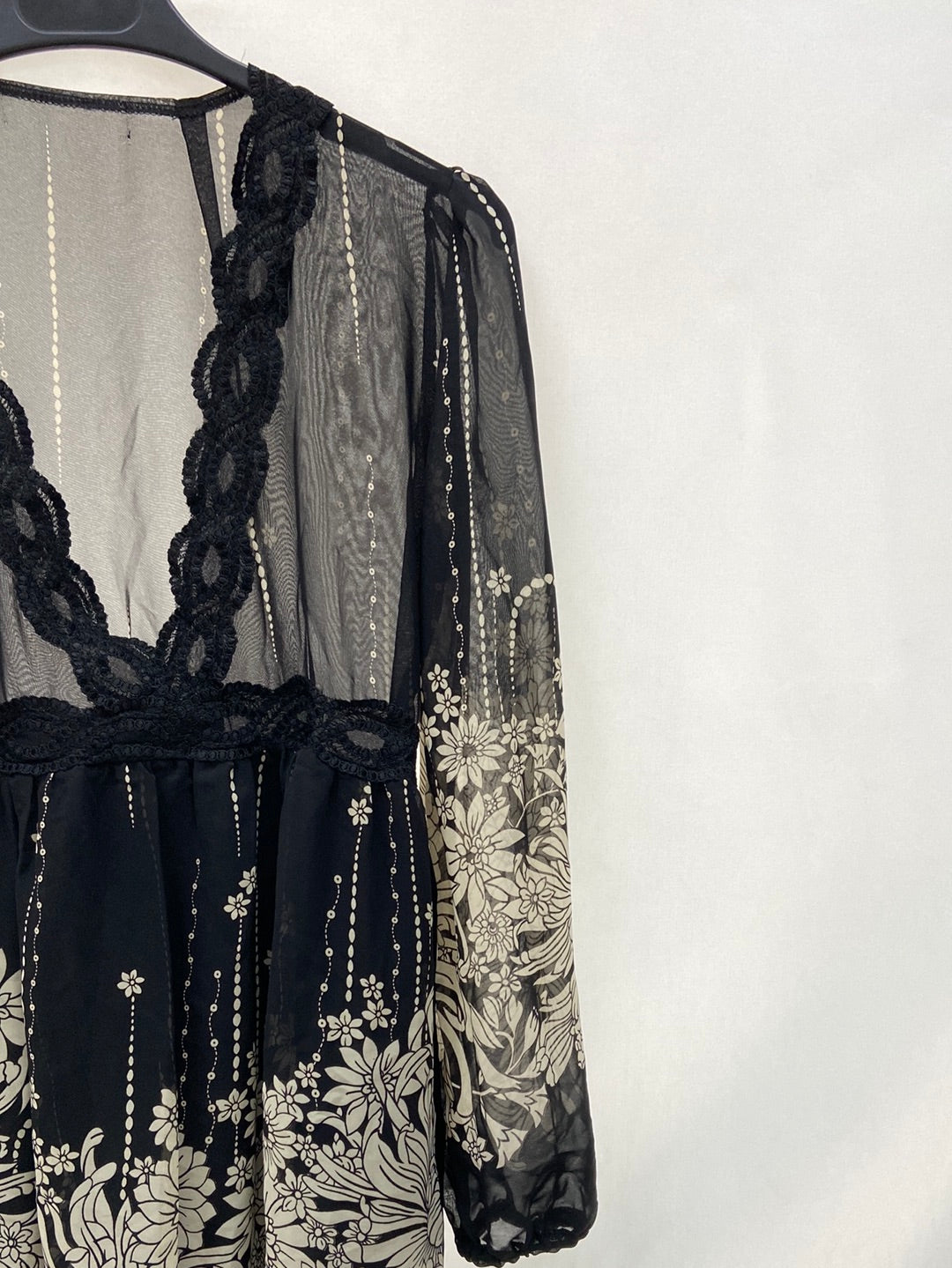 OTHERS. Short transparent blouse/dress TM/L