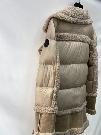 JOTT. Abrigo beige texturas T.s/m