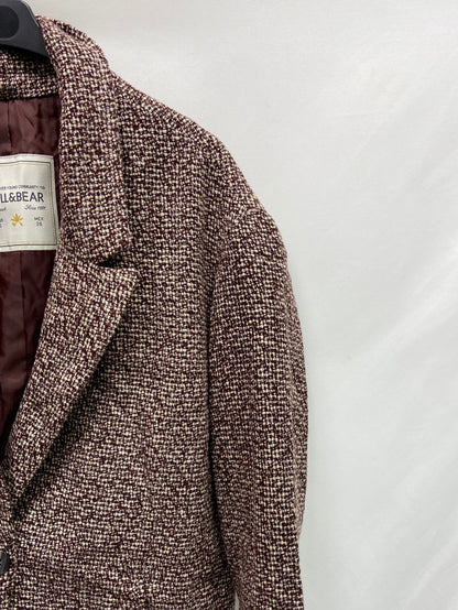 PULL&BEAR.Blazer jaspeada burdeos T.S