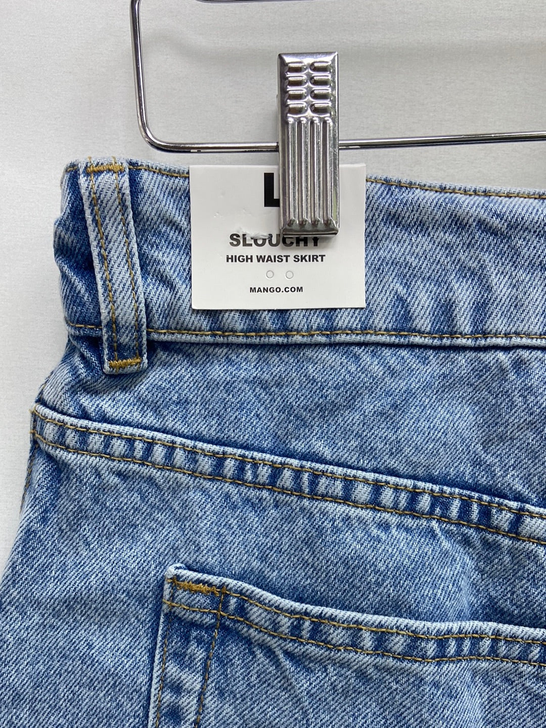 MANGO.Falda corta vaquera T.L