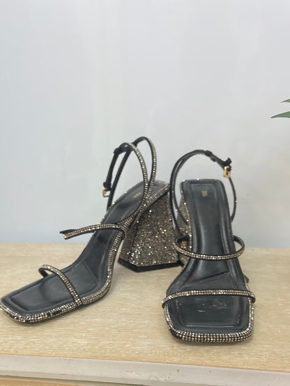 ZARA.Sparkly sandals S.39 (Tara)