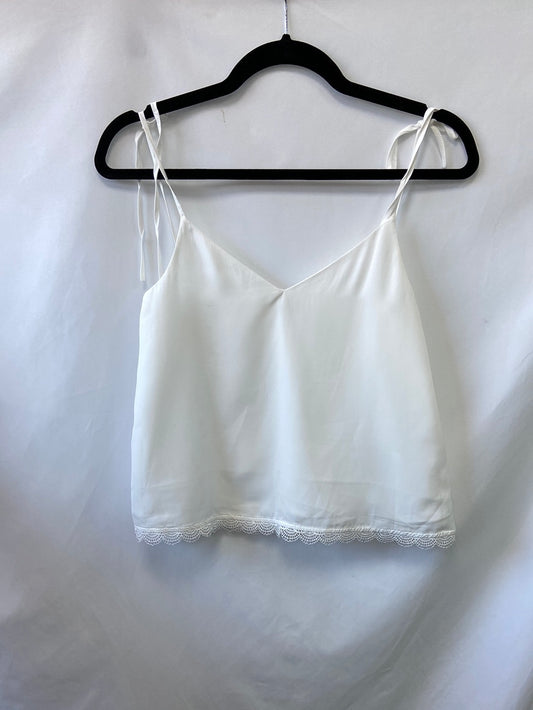 PIMKIE.Top blanco lencero T.XS