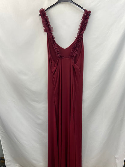 BY CLÉA.Vestido burdeos largo pétalos (36,38)