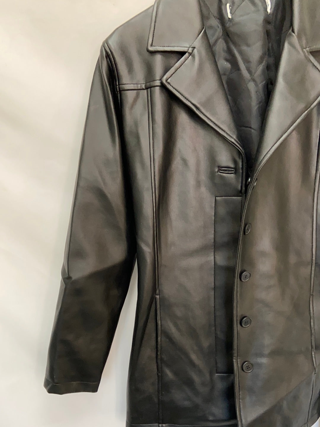 OTRAS.Chaqueta polipiel negra botones TU (m)