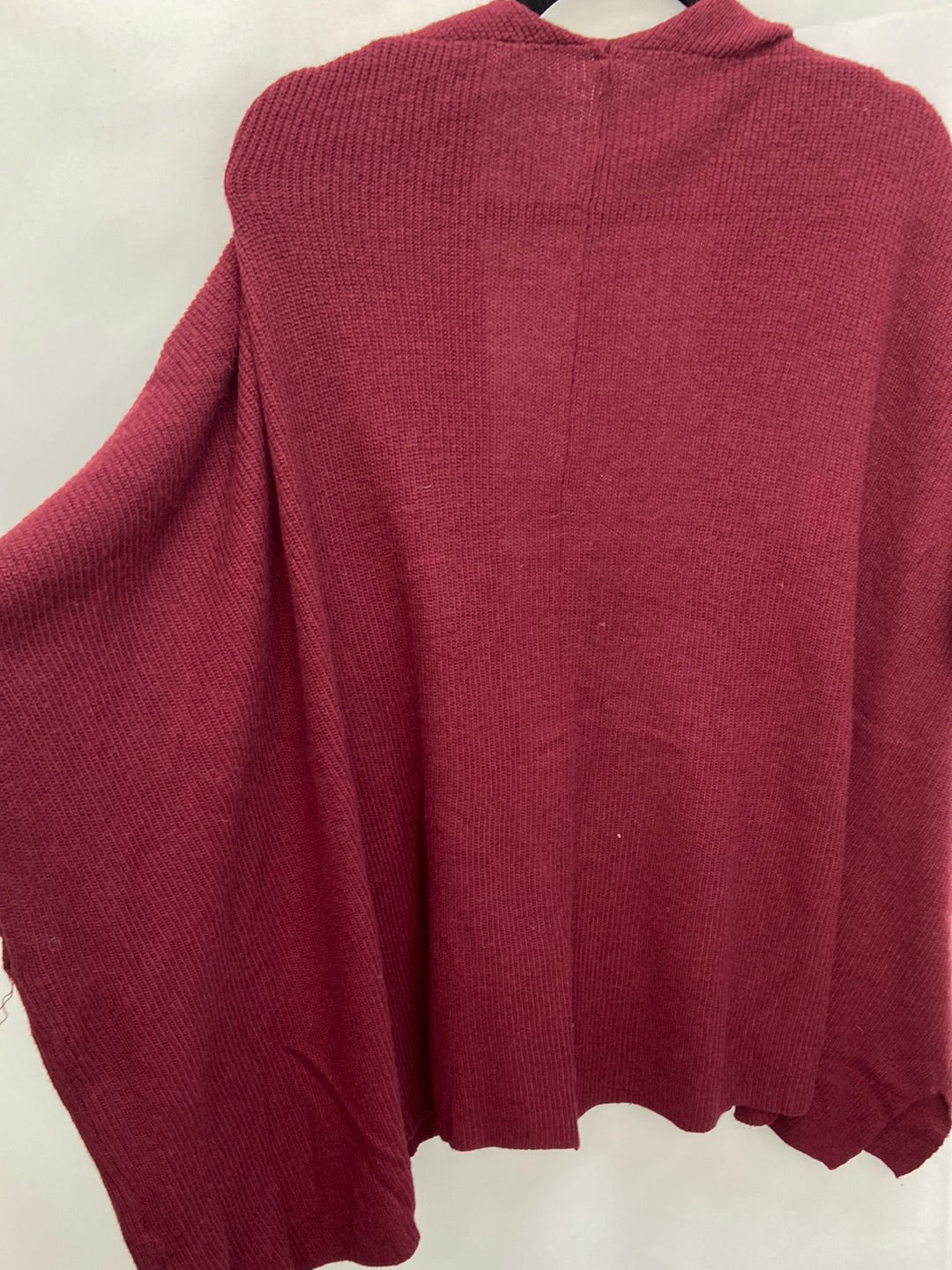 OTHERS.Burgundy poncho YOUR