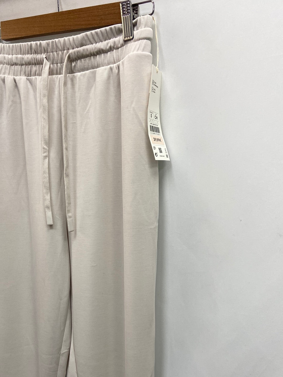 OYSHO.Pantalones finitos fluidos T.S