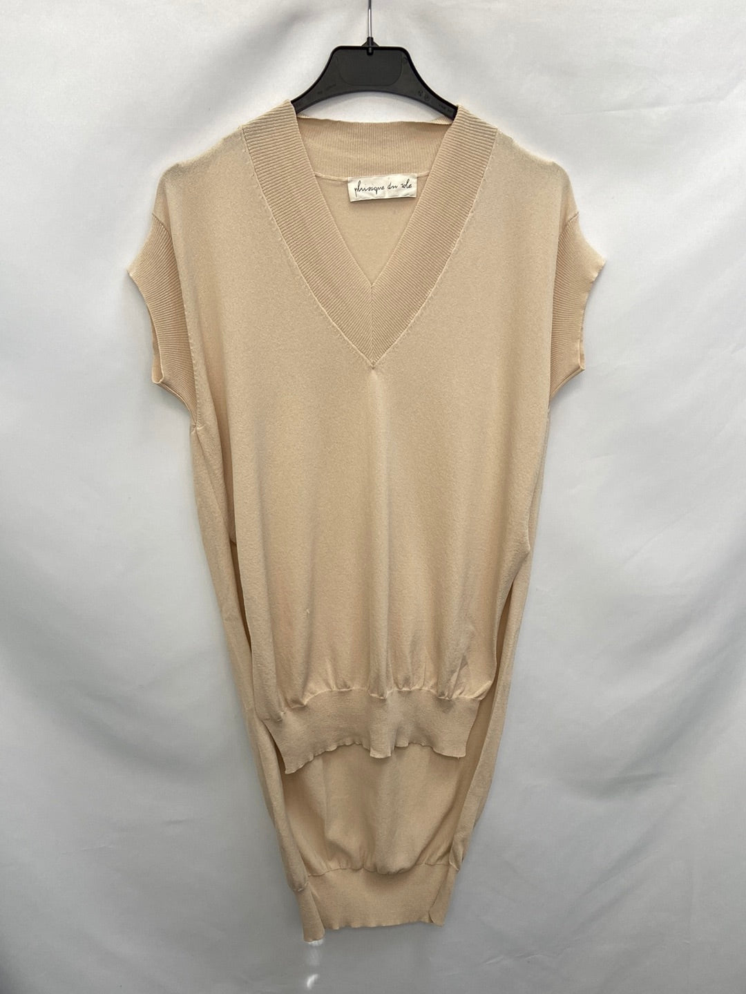 PHISIQUE DU ROLE. Beige knit sleeveless sweater S. Xs