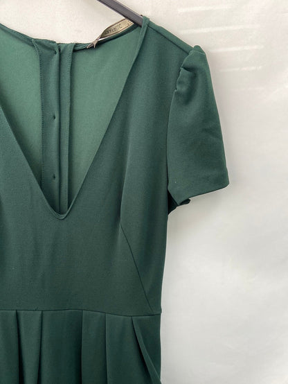 ZARA. Green jumpsuit. T.xs