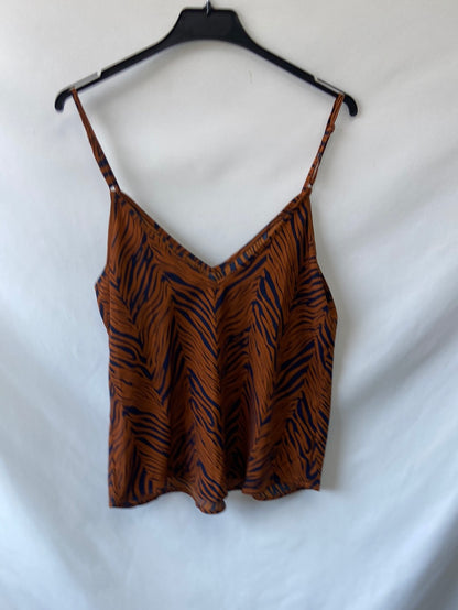 SHEIN.Top tirantes animal print T.36