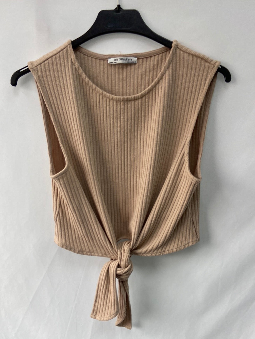 ZARA. Top beige canalé T.s