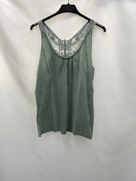 SFERA.Green lace top TL