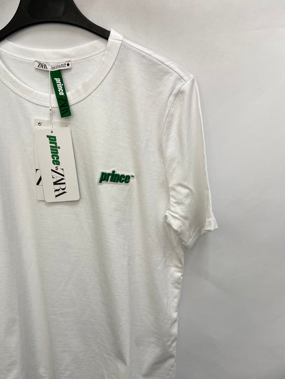 ZARA.Camiseta blanca básica  T.s prince