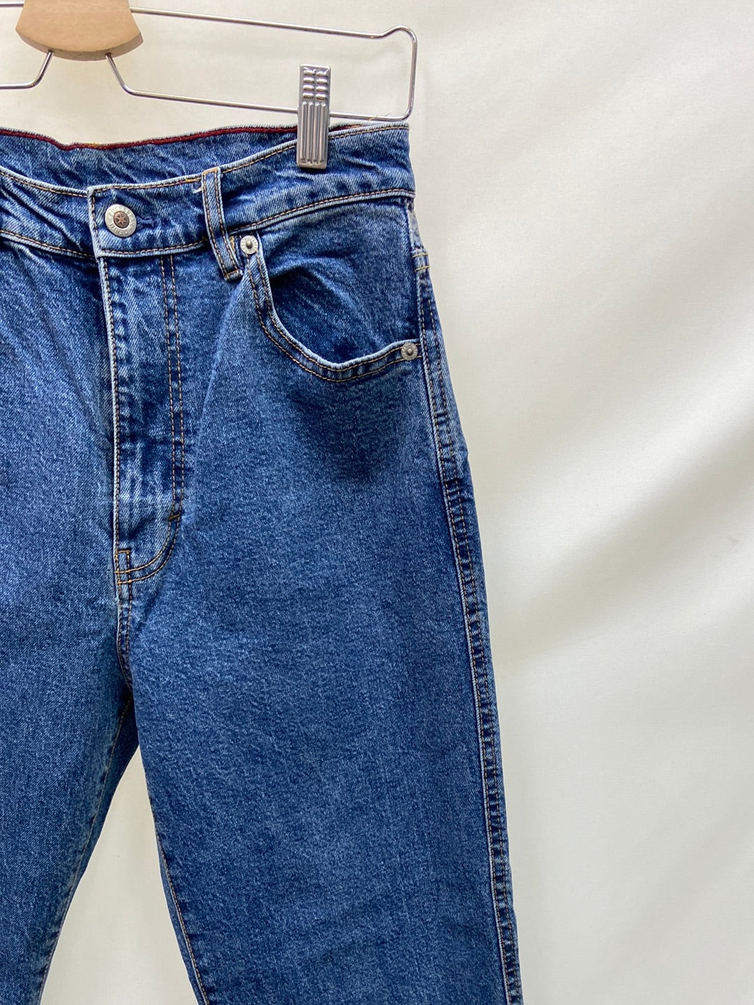 PULL&BEAR.Vaqueros rectos T.36