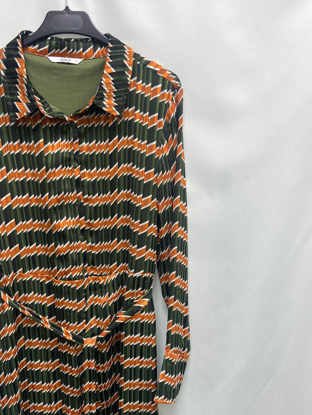 ONLY. Vestido largo verde y naranja T.40