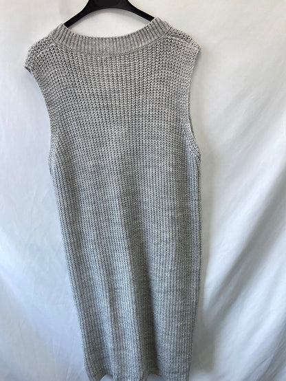 OTRAS.Vestido punto gordito gris T.M/L