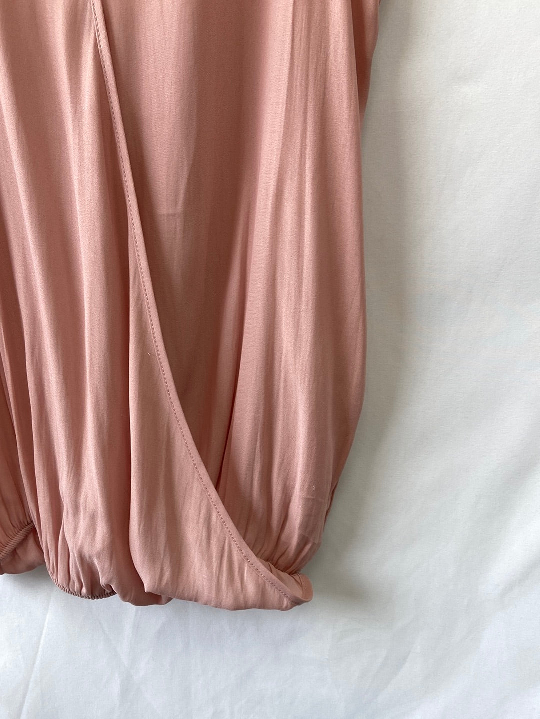 STRADIVARIUS. Blusa rosita fluida T.s