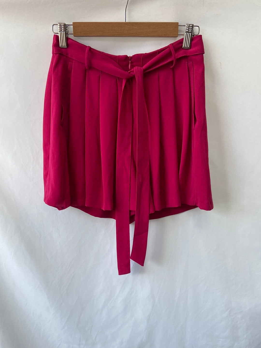 ZARA.Shorts plisados buganvilla T.S