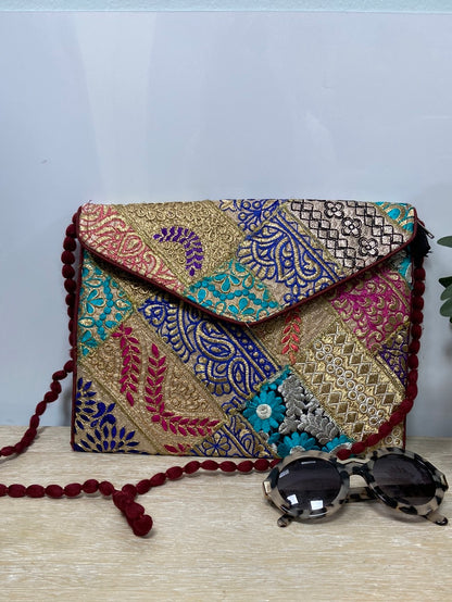 OTHERS. Embroidered hippie bag