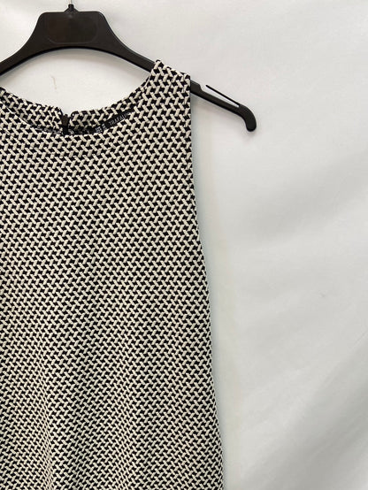ZARA. Vestido negro y beige textura T.m
