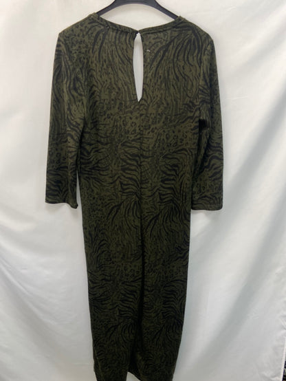 ZARA. Mono verde animal print T.m