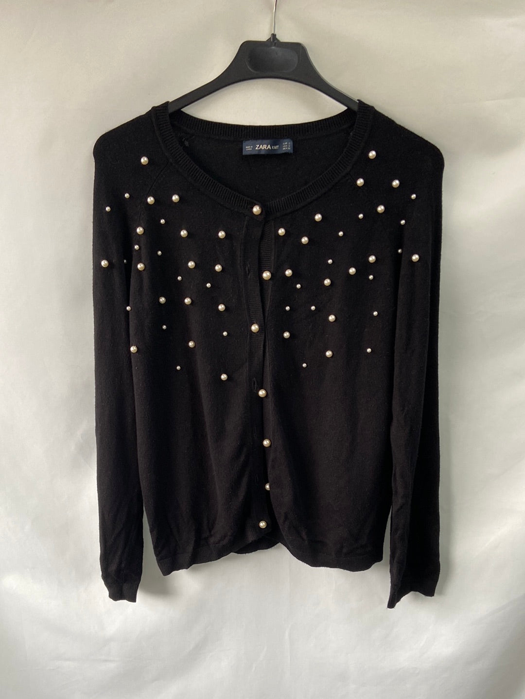 ZARA.Black knit cardigan with Ts pearls