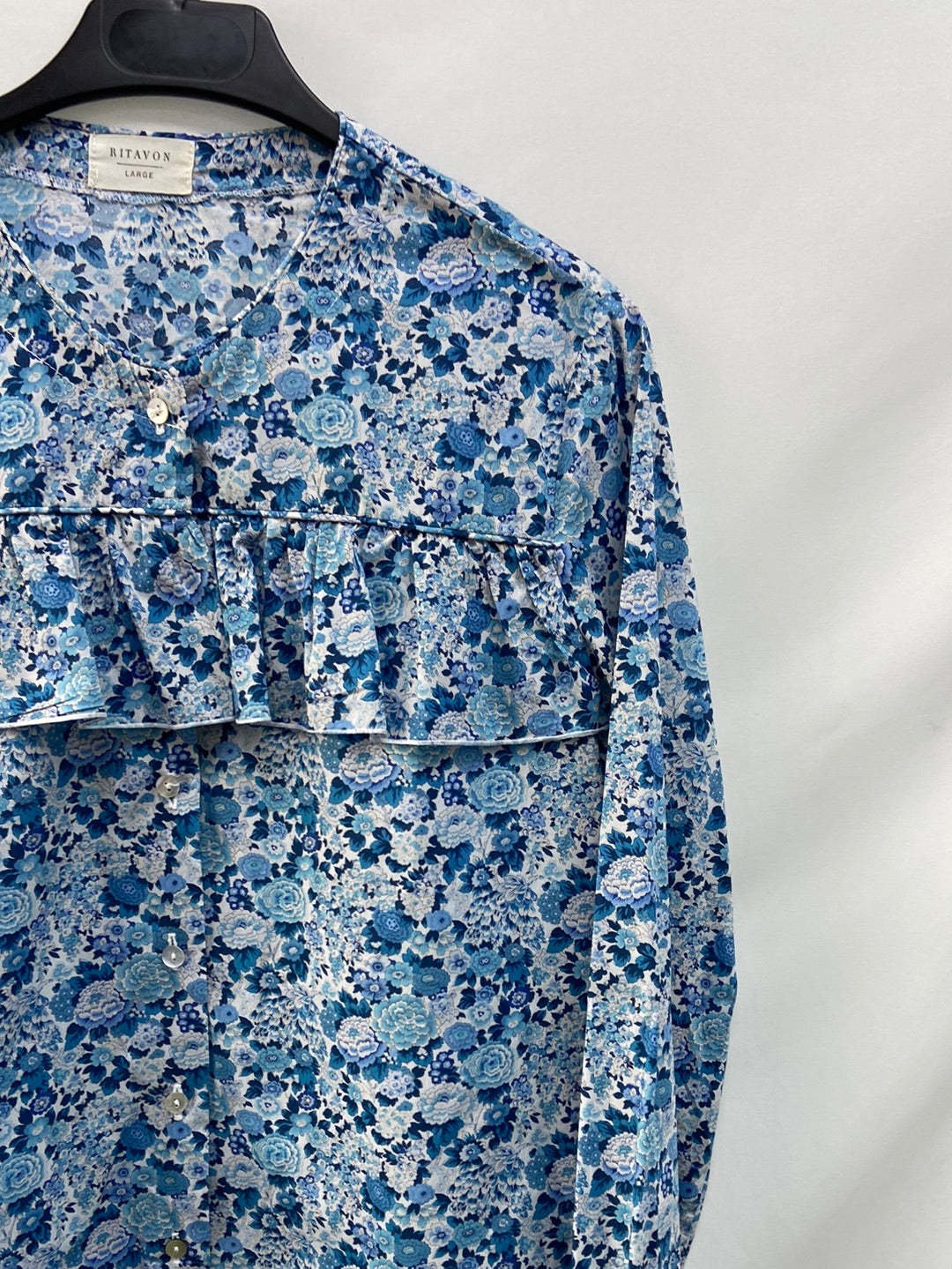 RITAVON. Blusa azul flores T.l