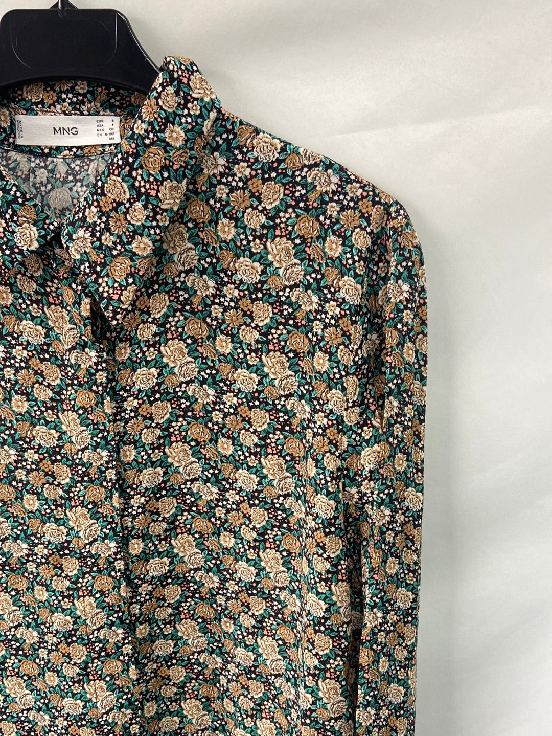 MANGO.Blusa vintage T.s