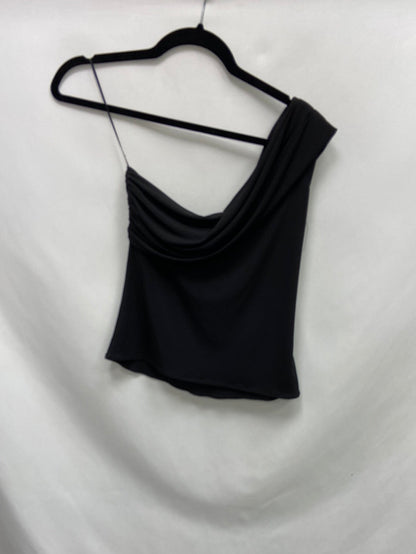 MarketVENENO EN LA PIEL.Top negro asimétrico T.36