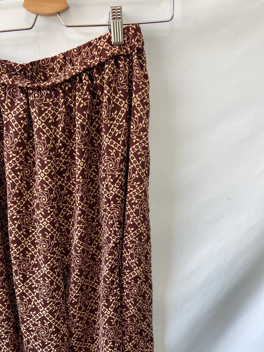 SHEIN.Pantalón efecto Falda larga aberturas T.36