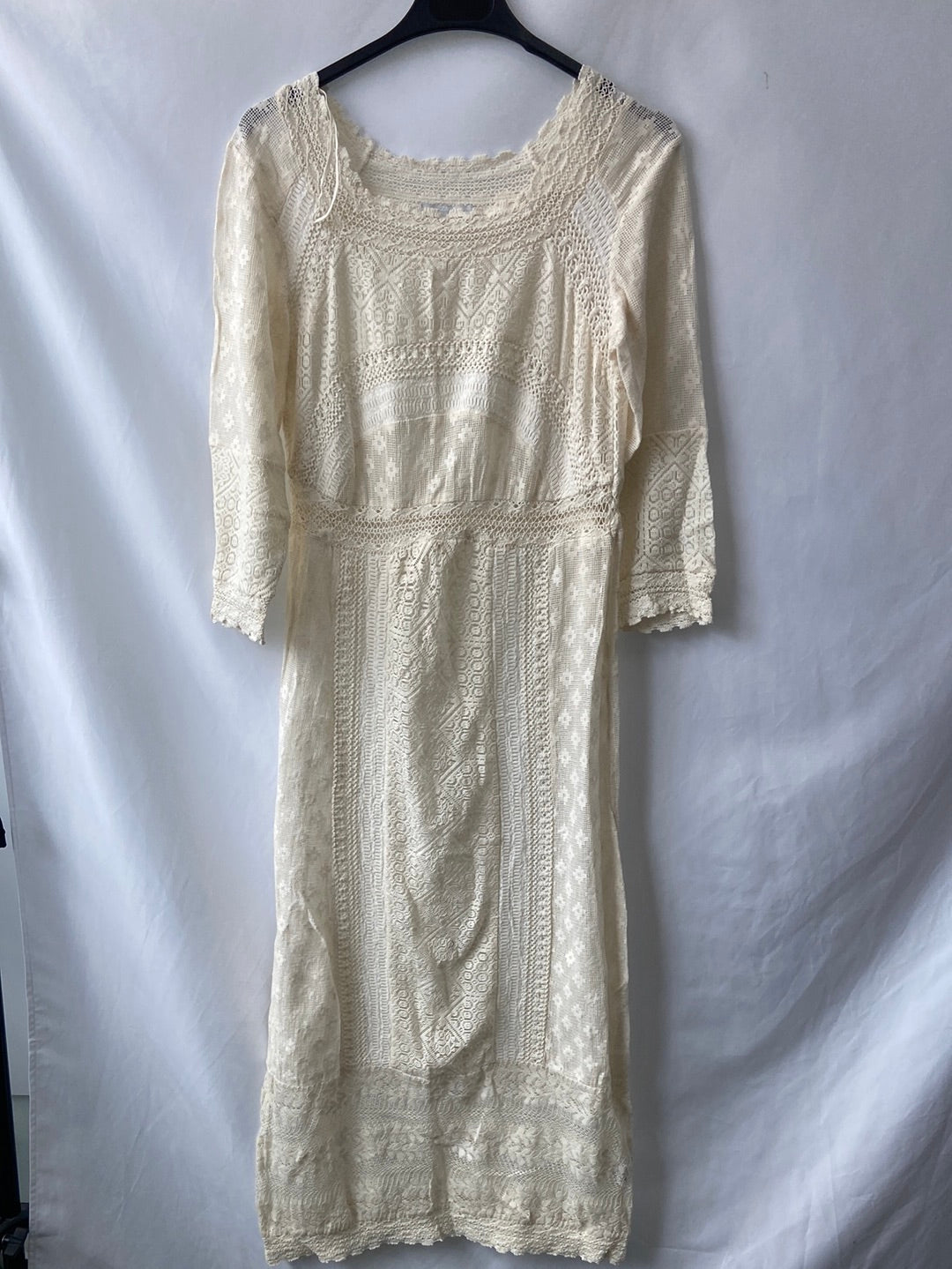 ZARA.Vestido blanco encaje T.M