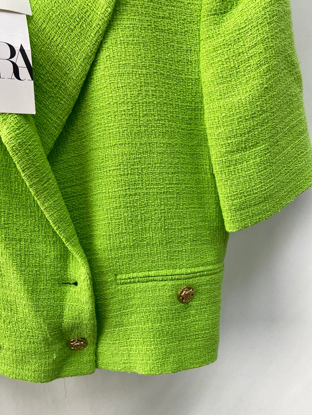 ZARA.Blazer crop manga corta T.s (tara)