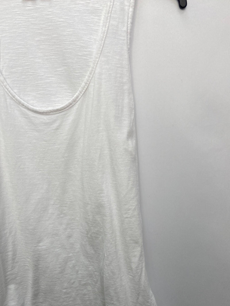 NEW COLLECTION.Camiseta blanca larga T.m