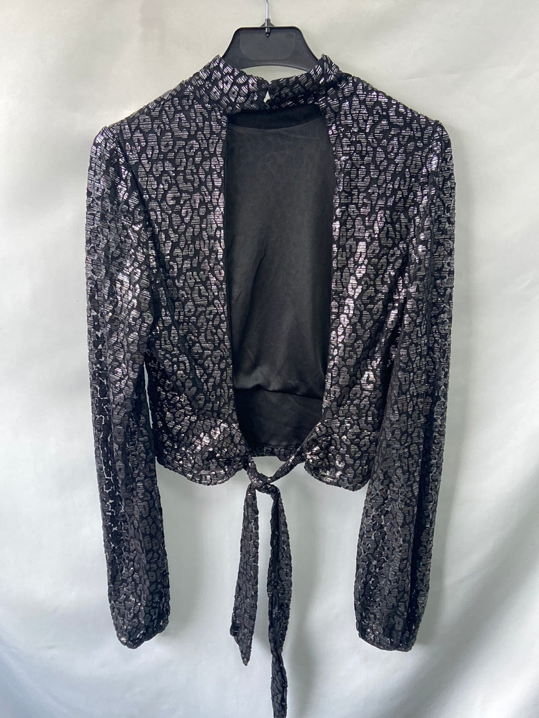 BERSHKA.Top espalda abierta T.M