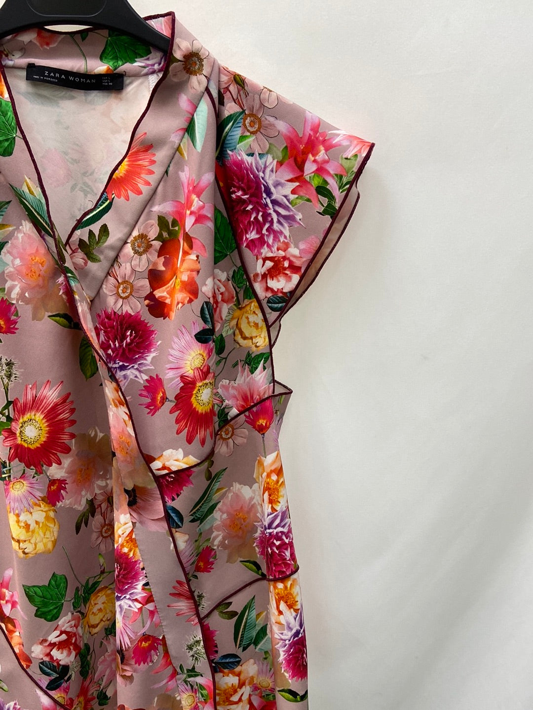 ZARA.Blusa corte oriental T.L