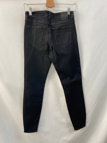 MASSIMO DUTTI. Classic black jeans size 36