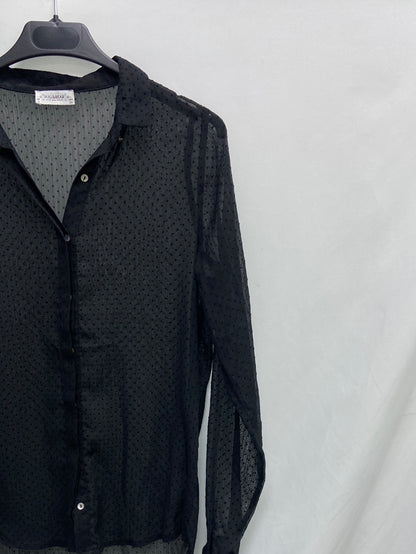 PULL&amp;BEAR. Black plumeti Ts blouse