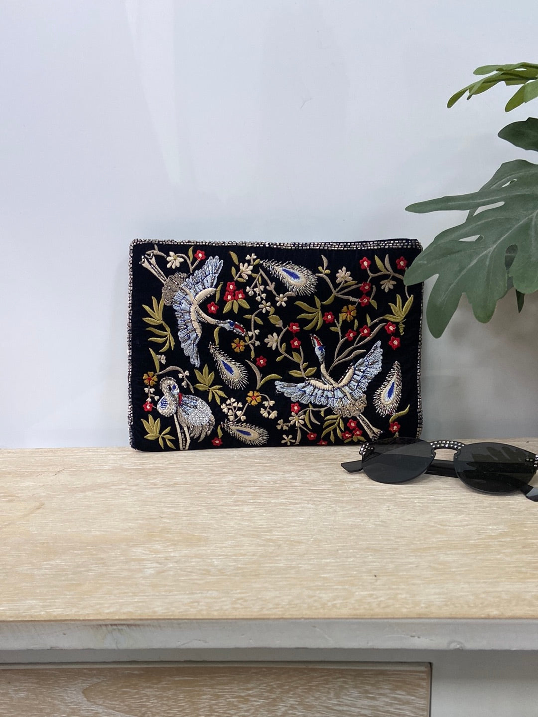 ZARA. Blue embroidered velvet wallet