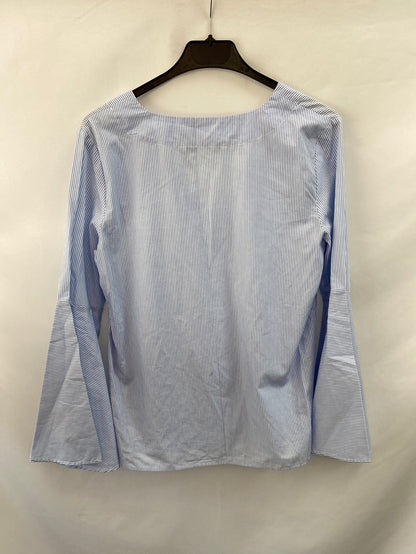 ZARA. Blusa rayas mangas volantes T.xs
