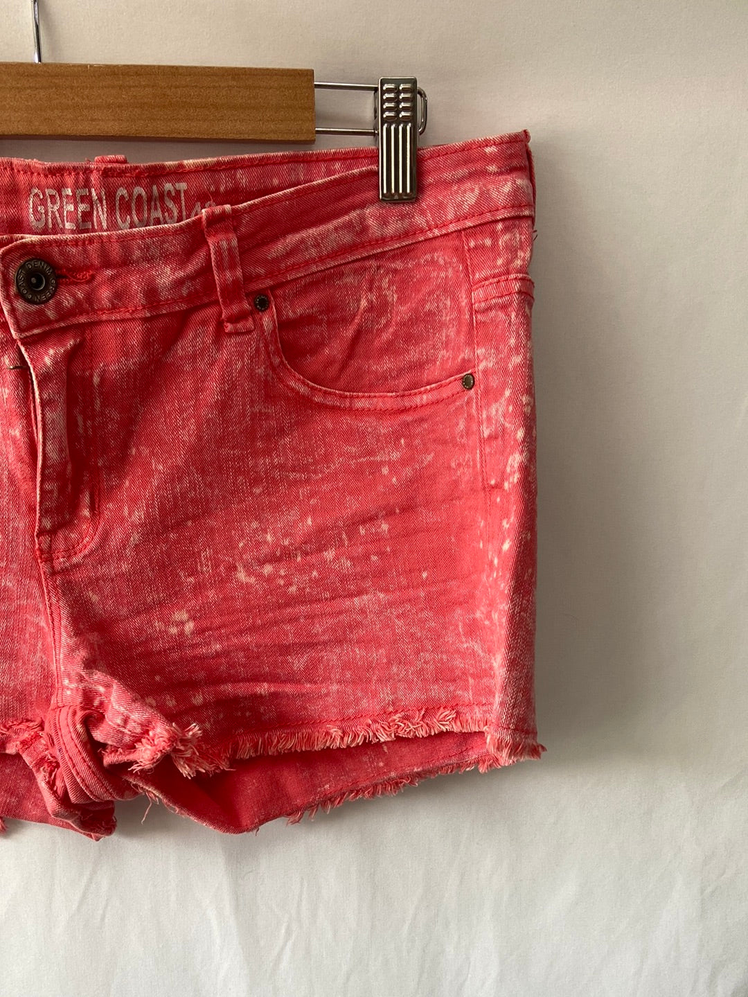 GREEN COAST. Short coral manchas beiges T.42