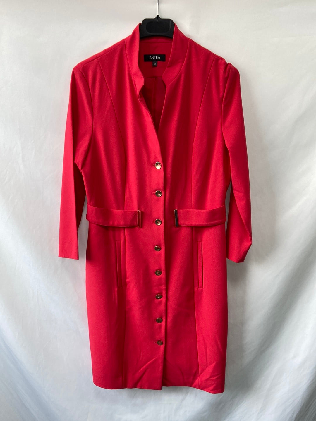 ANTEA.Abrigo fino rojo T.42(M)