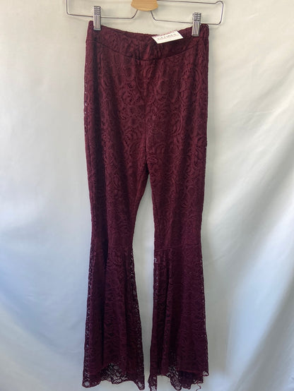 GLORIA. Burgundy lace trousers TS-M
