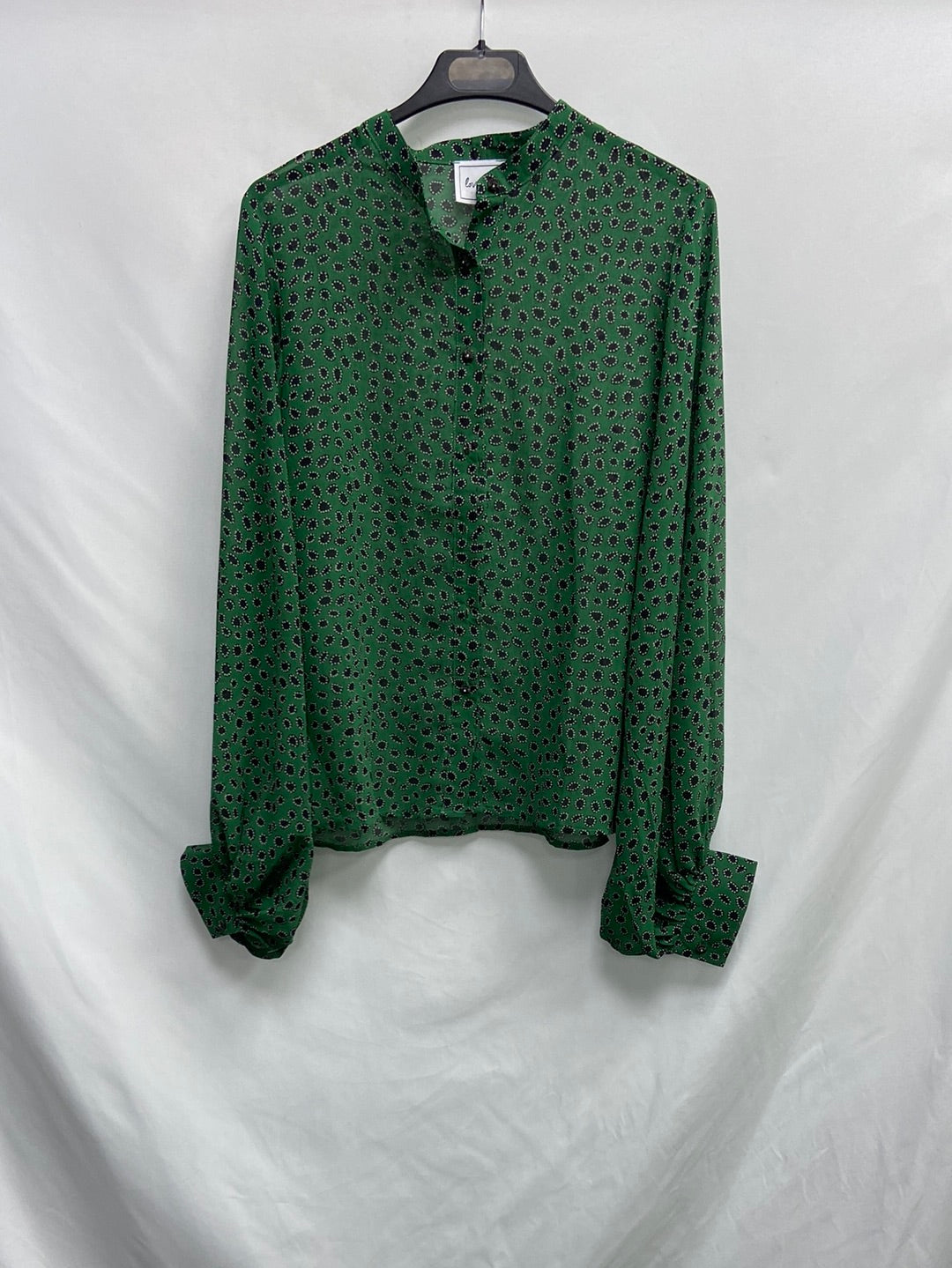 LOVE M. Blusa verde estampada T.s