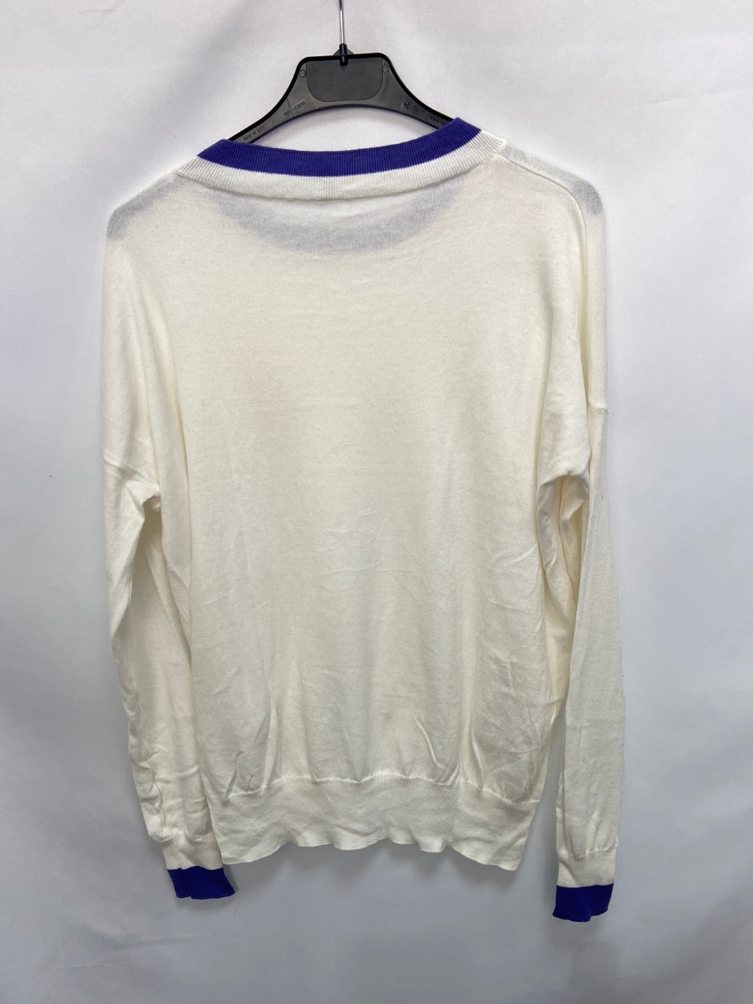 BENETTON.White and knitted sweater Ts