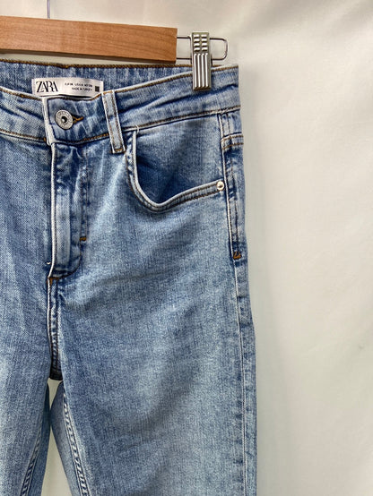 ZARA.Straight denim pants S.36