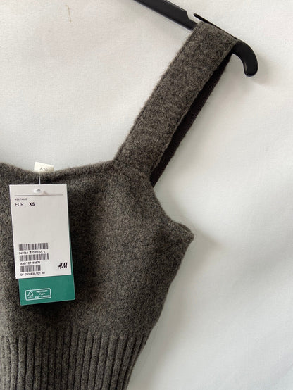 H&M.Croptop gris T.xs