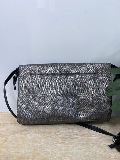 VÄGG ESSENTIAL. Bolso bandolera