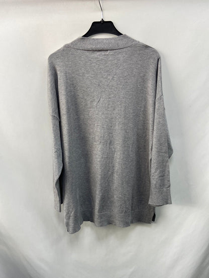 STRADIVARIUS. Grey cardigan with oversized Ts buttons